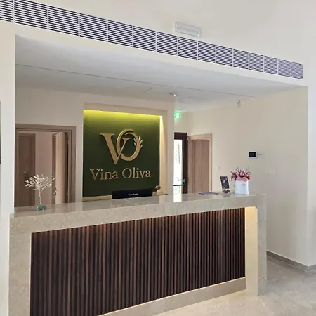 Vina Oliva Pissouri